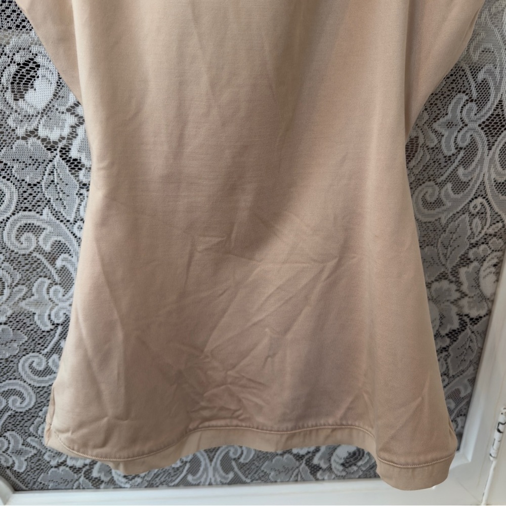 SPANX Simplicity Cross Over V-Neck Shaper - Picture 6 of 10